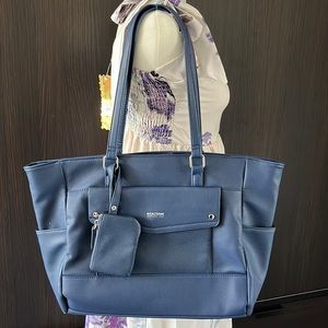 3/$12 Reaction Kenneth Cole Shoulder Bag